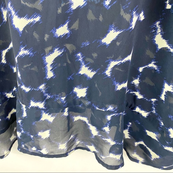 LC Lauren Conrad V Neck Blouse Blue Extra Large - Picture 12 of 14